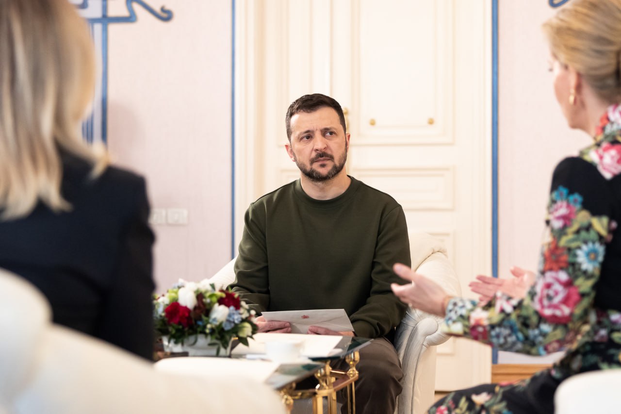 В якому вбранні Олена Зеленська зустріла герцогиню Единбургську в Києві (фото)